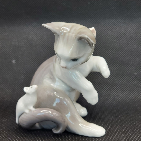 LLADRO 1984 Vintage "Cat and Mouse" Figurine #5236 3" Spain 3 3/8”T 2 3/4” W - Picture 1 of 1